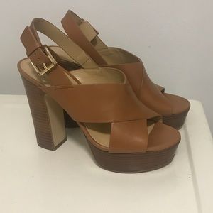 Michael Kors platform sandals— cognac/brown
